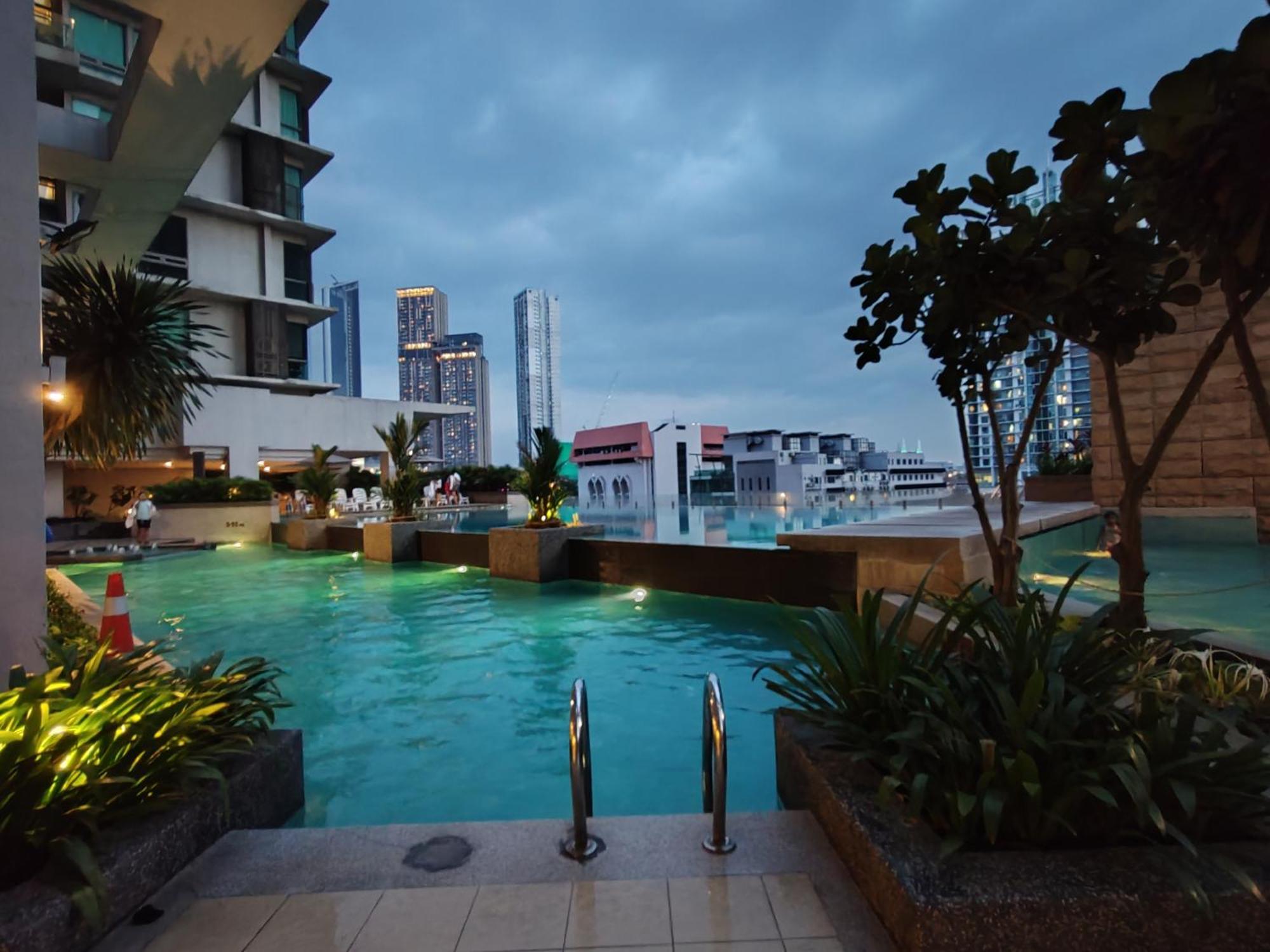 No Other Fee - Swiss Garden By The Boston House Kuala Lumpur Exteriér fotografie